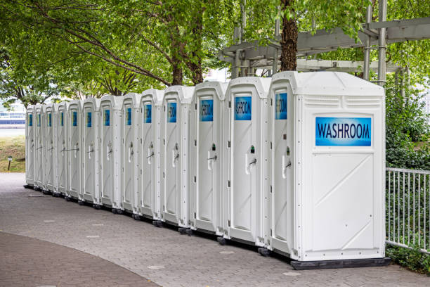Best Portable restroom trailer rental  in Clifton Forge, VA